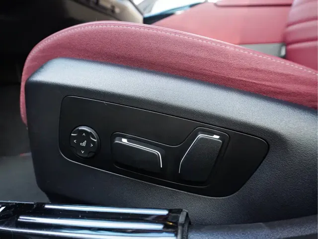 BMW 5 Series — Фото автомобиля 13