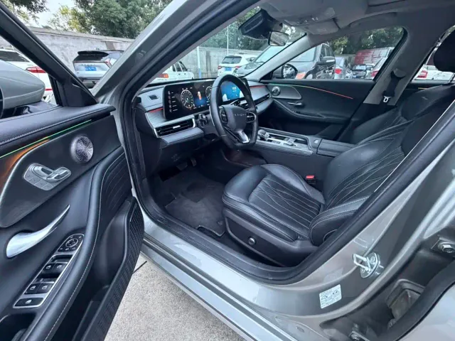 Chery Arrizo 8 — Фото автомобиля 6