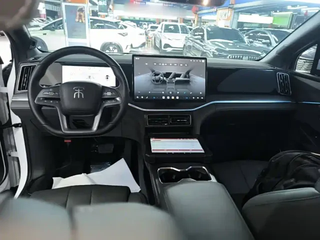 BYD Song L DM-i — Фото автомобиля 9