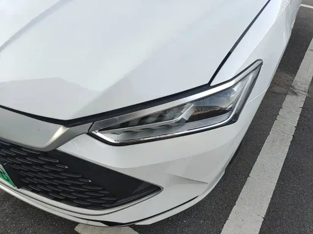 BYD Qin PLUS — Фото автомобиля 23