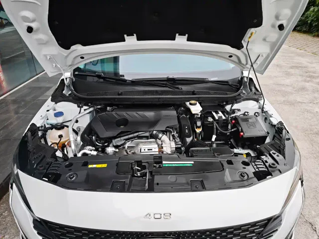 Peugeot 408 — Фото автомобиля 13