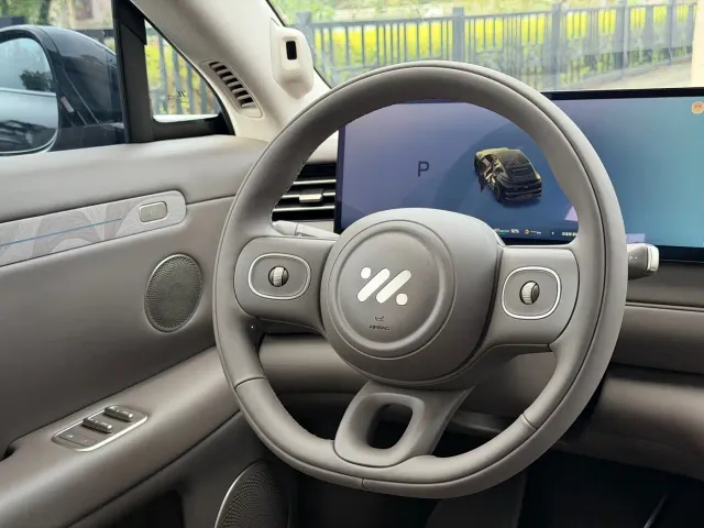IM Motors LS6 — Фото автомобиля 14