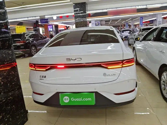BYD Qin PLUS — Фото автомобиля 5