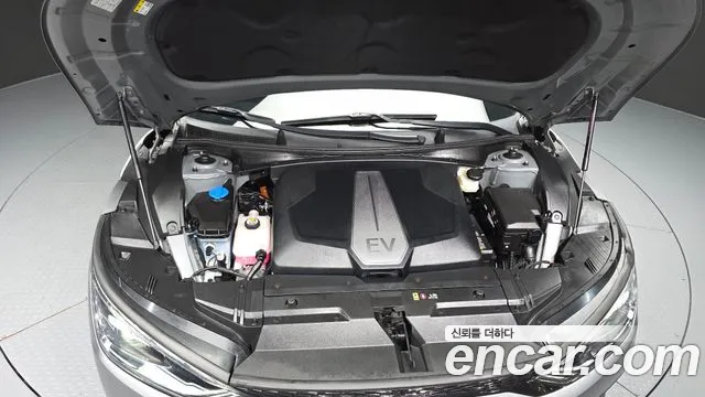 Kia EV6 — Фото автомобиля 4