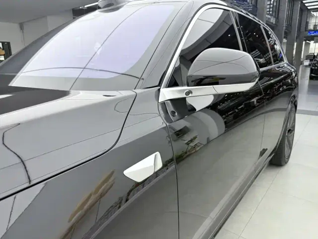 Li Auto L7 — Фото автомобиля 11