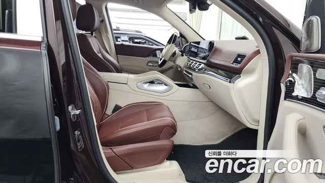 Mercedes-Benz GLS-Class — Фото автомобиля 8