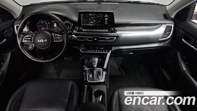 Kia Seltos — Фото автомобиля 9
