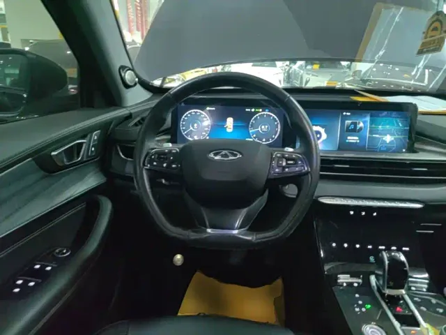 Chery Tiggo 8 PLUS 2021 290TGDI DCT Passion Edition — Фото автомобиля 10