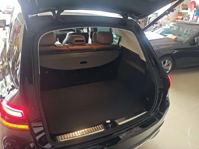 Mercedes-Benz GLE-Class — Фото автомобиля 15