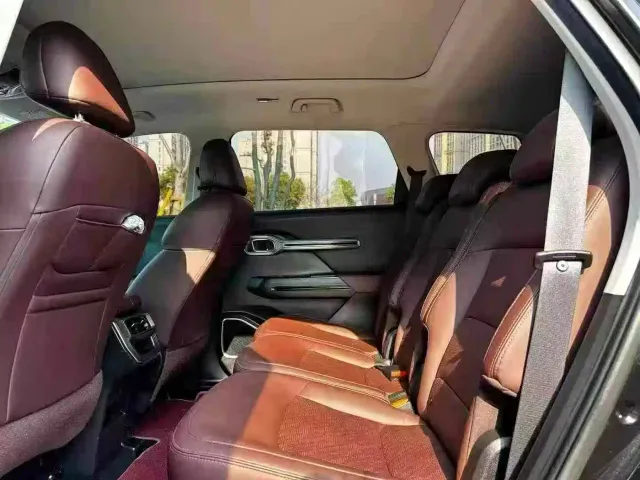 Geely Haoyue — Фото автомобиля 6