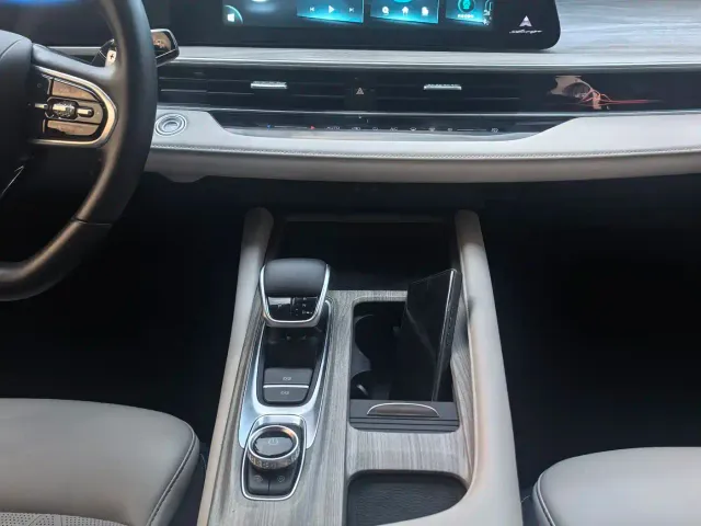Chery Arrizo 8 — Фото автомобиля 4