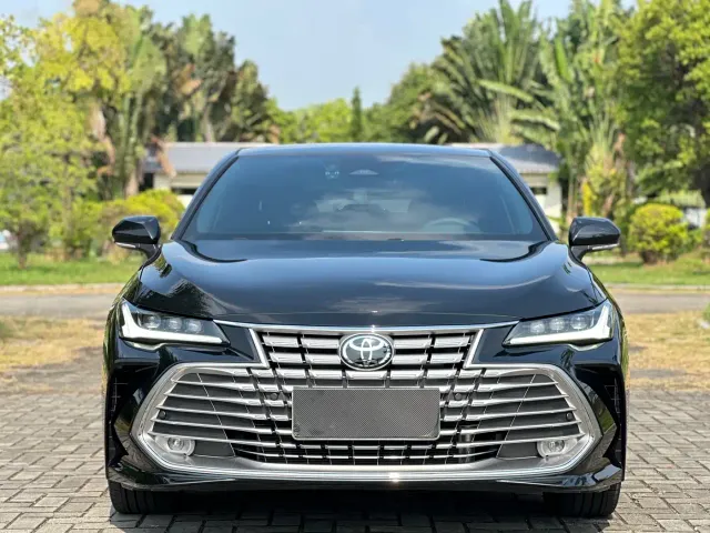 Toyota Avalon — Фото автомобиля 2