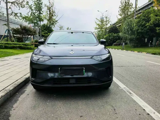 Leapmotor C11 — Фото автомобиля 3