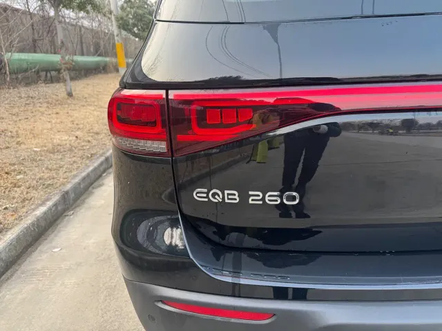 Mercedes-Benz EQB — Фото автомобиля 20