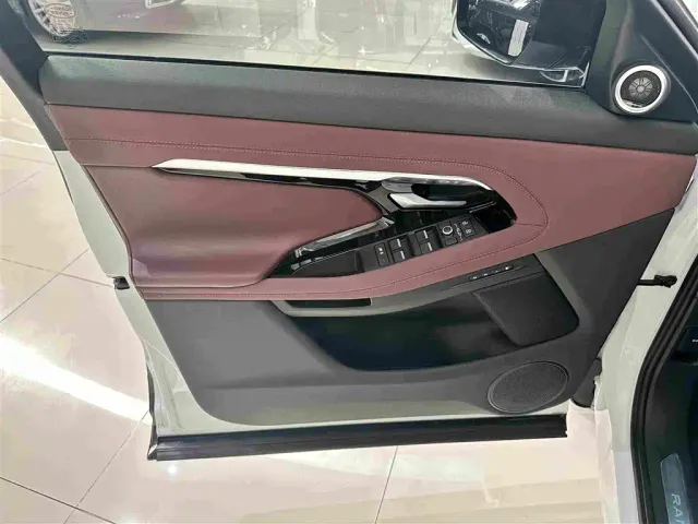 Land Rover Range Rover Evoque — Фото автомобиля 6