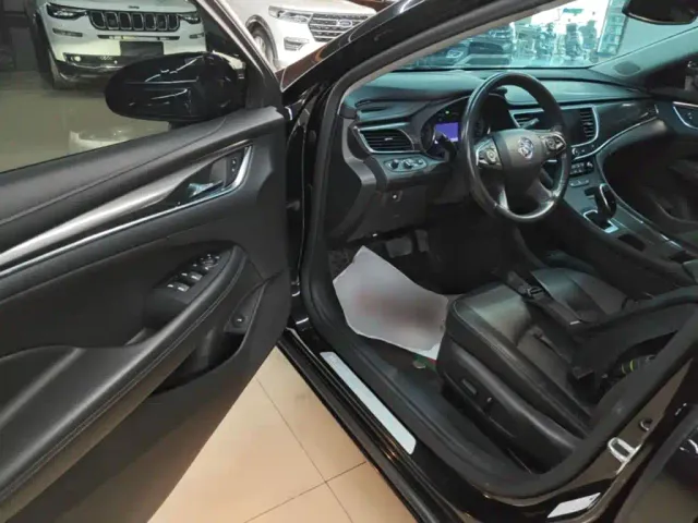 Buick LaCrosse — Фото автомобиля 15