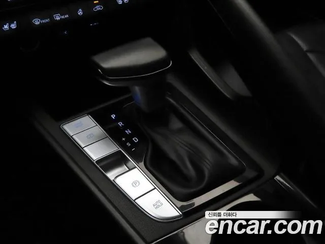 Hyundai Avante CN7 — Фото автомобиля 11