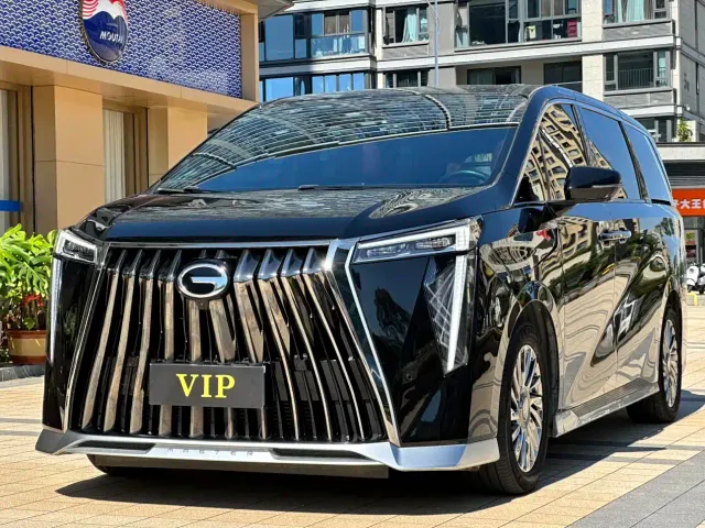 Фотография автомобиля — GAC Trumpchi M8