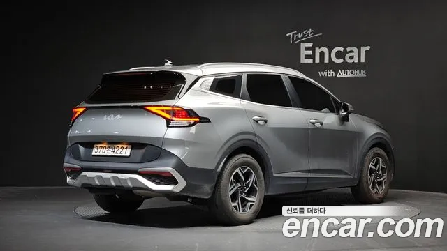 Kia Sportage Sportage 5-е поколение Дизель 2.0 2WD — Фото автомобиля 2
