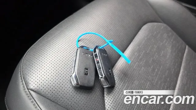 Kia Niro Niro (New) — Фото автомобиля 28