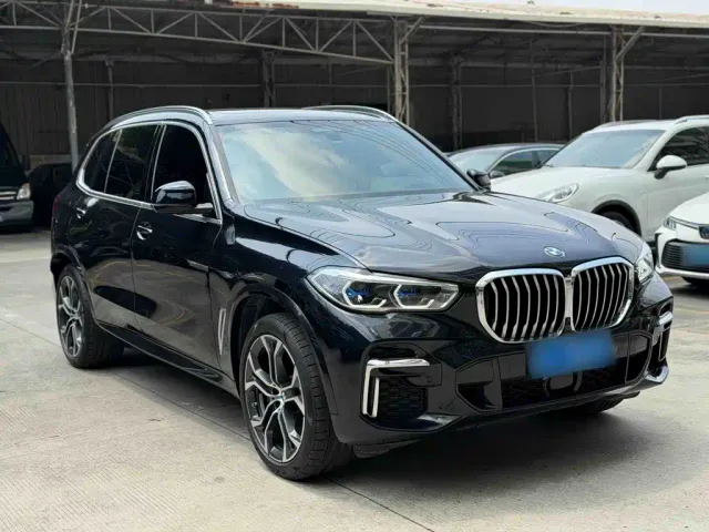 BMW X5 — Фото автомобиля 3