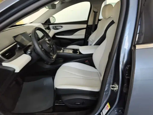 BYD Seal 05 DM-i — Фото автомобиля 14