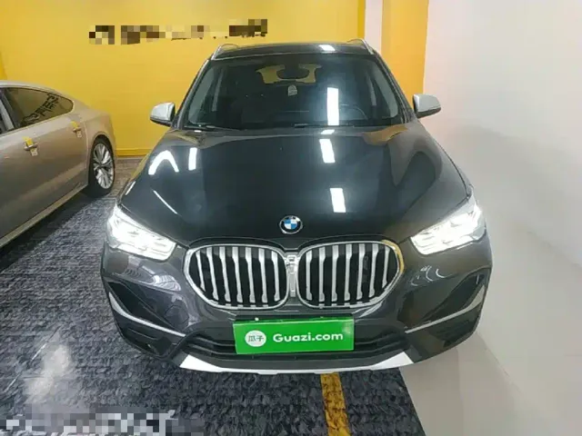 BMW X1 — Фото автомобиля 2