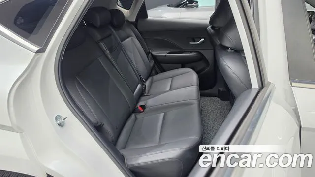 Hyundai Kona SX2 — Фото автомобиля 12