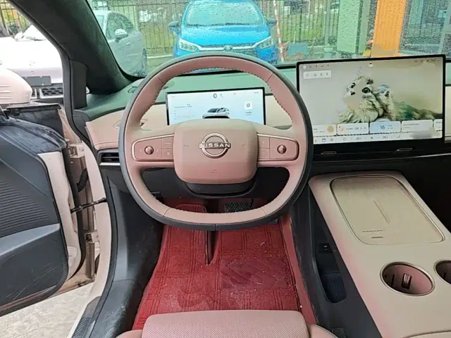 Nissan N7 — Фото автомобиля 10