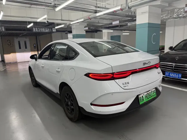 BYD Qin PLUS — Фото автомобиля 7