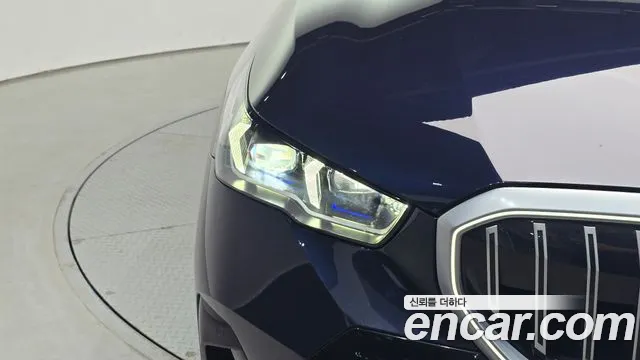 BMW 5-Series — Фото автомобиля 22