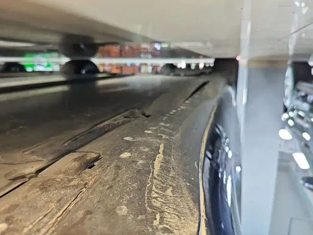 Tesla Model 3 — Фото автомобиля 20
