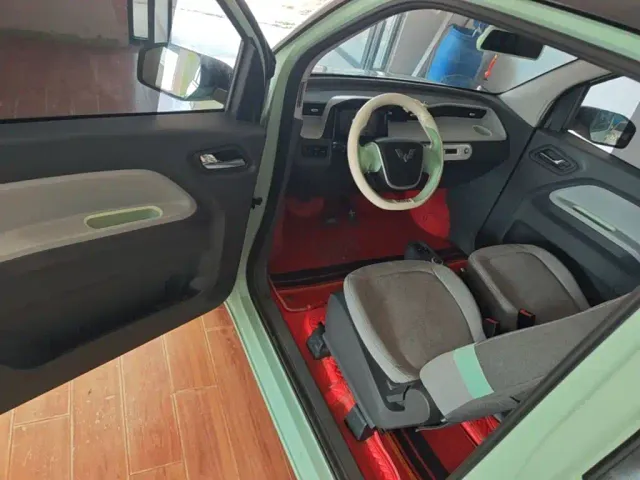 Wuling Hongguang Mini EV — Фото автомобиля 15