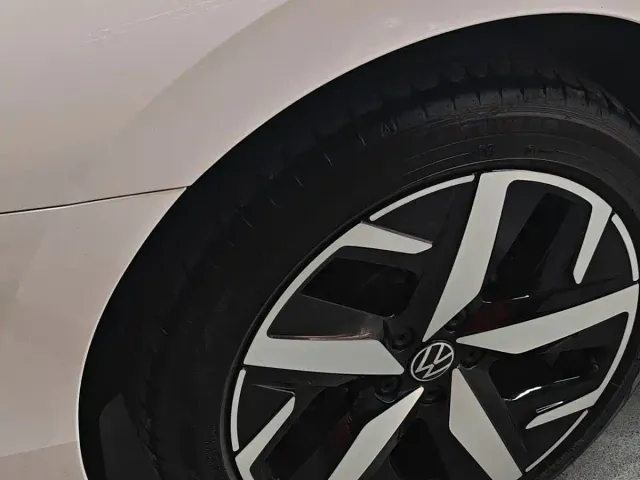 Volkswagen Lamando — Фото автомобиля 7