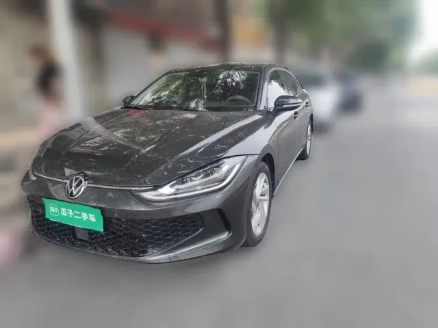 Фотография автомобиля — Volkswagen Lamando