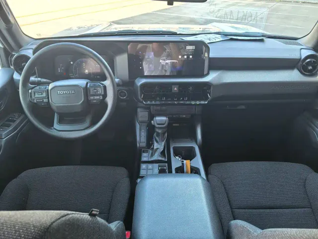 Toyota Prado — Фото автомобиля 5