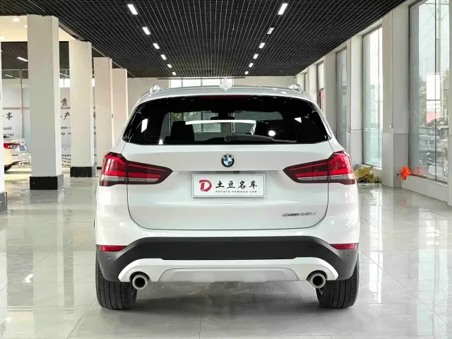 BMW X1 — Фото автомобиля 5