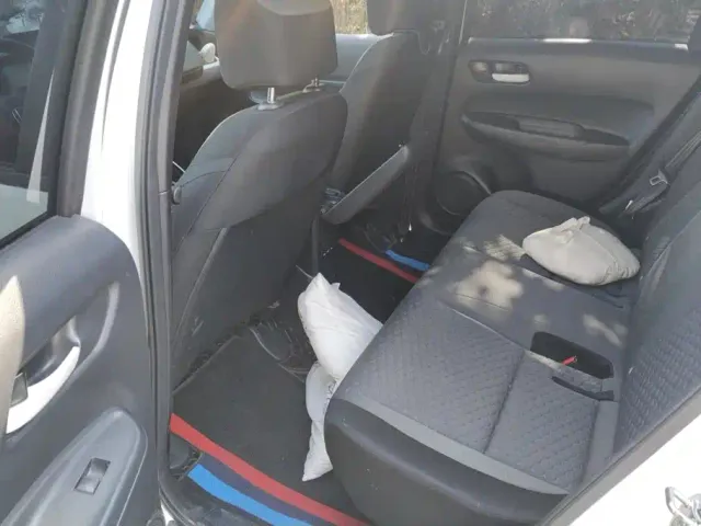 Honda Fit — Фото автомобиля 11
