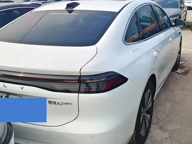 Geely Galaxy A7 — Фото автомобиля 9