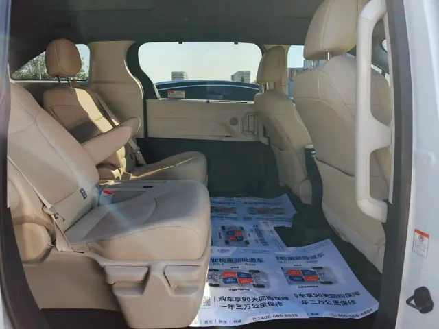 Toyota Granvia — Фото автомобиля 8