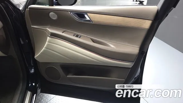 Genesis GV80 — Фото автомобиля 13