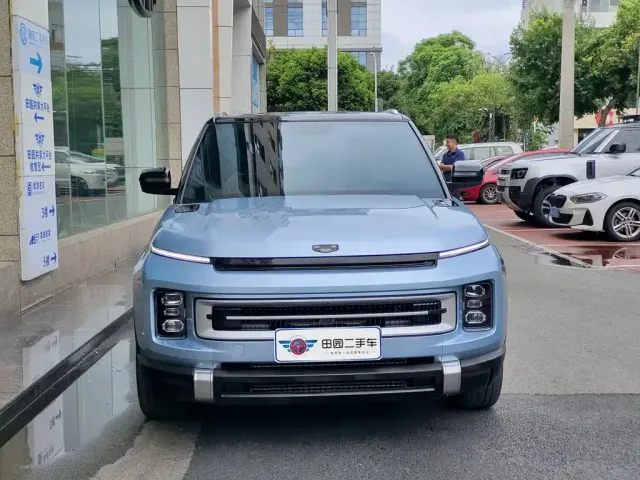 Geely ICON — Фото автомобиля 2