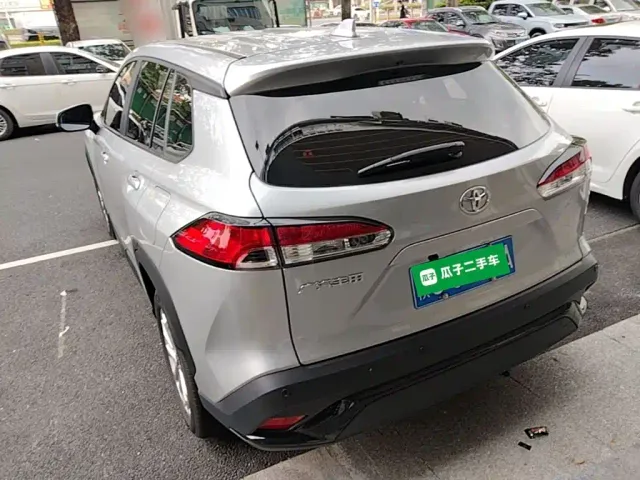 Toyota Frontlander — Фото автомобиля 4