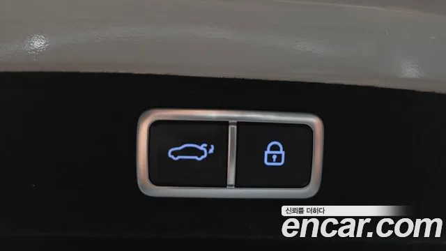 Hyundai Grandeur GN7 — Фото автомобиля 24