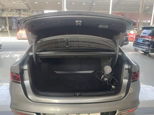 BYD Qin PLUS — Фото автомобиля 18