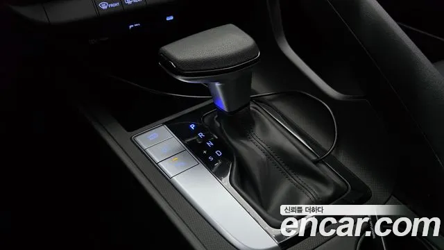 Hyundai Avante — Фото автомобиля 12