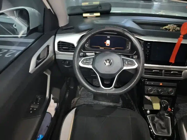 Volkswagen Tanying 2021 1.5L Automatic 30th Anniversary Edition — Фото автомобиля 2