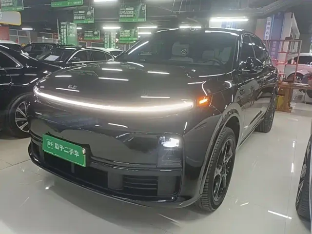 Фотография автомобиля — Li Auto L7