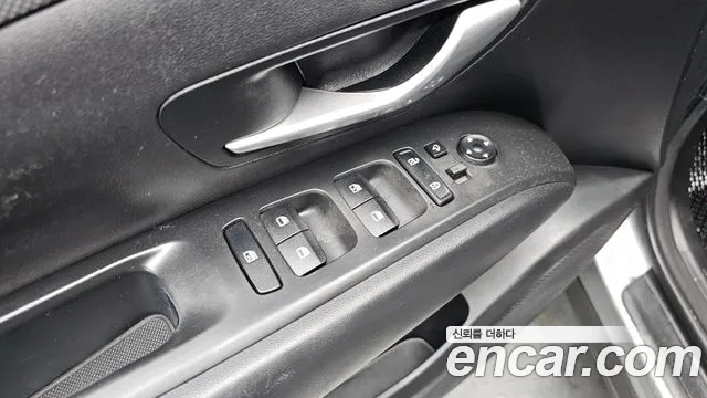 Hyundai Tucson Tucson (NX4) Дизель 2.0 4WD — Фото автомобиля 19