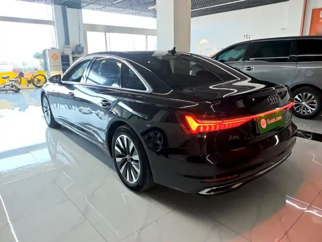 Audi A6L — Фото автомобиля 4